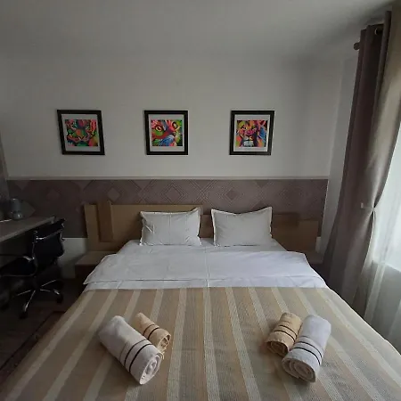 Casă la țară Casa Crinei